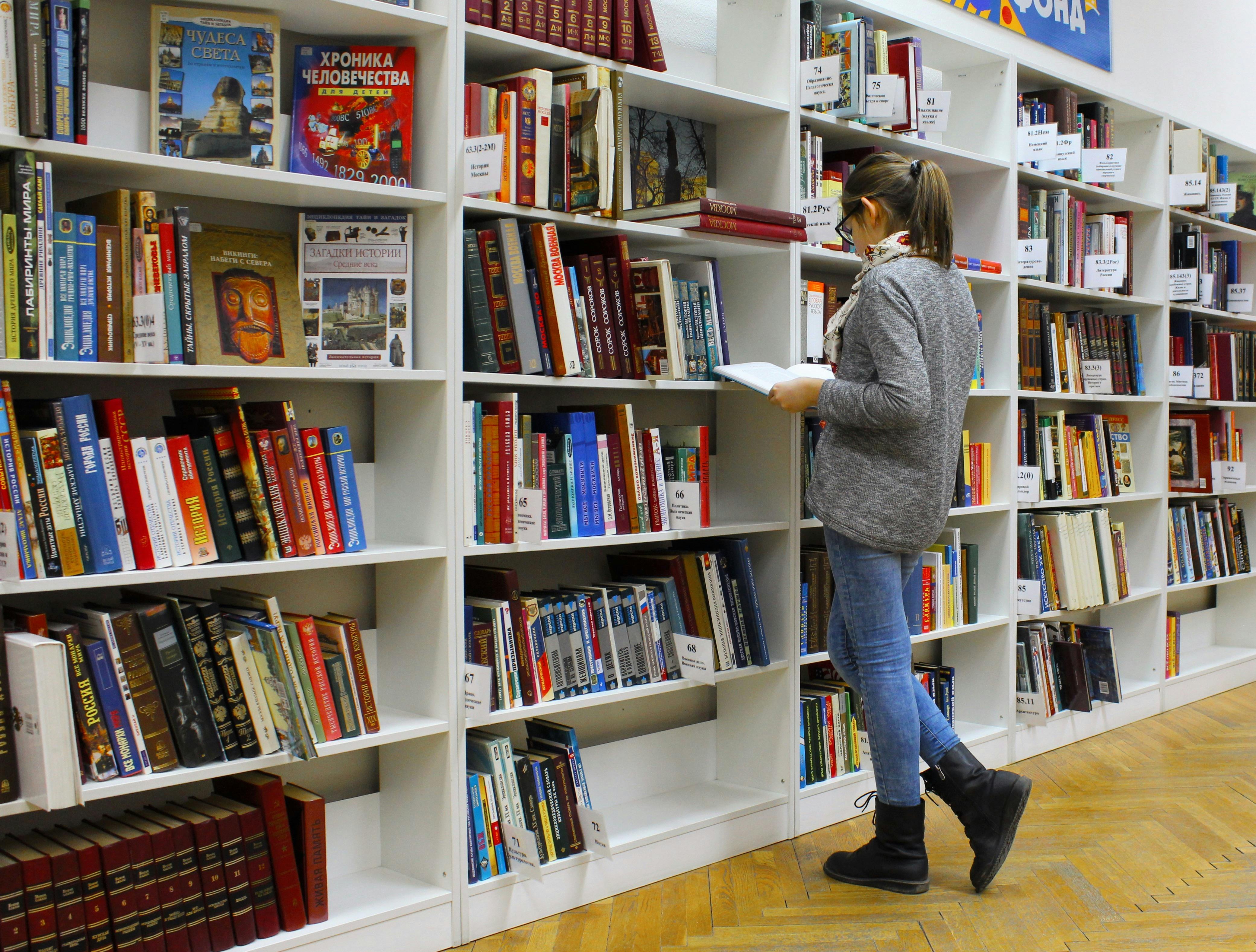 Dual Education Model in University Training Benefits and Challenges 2