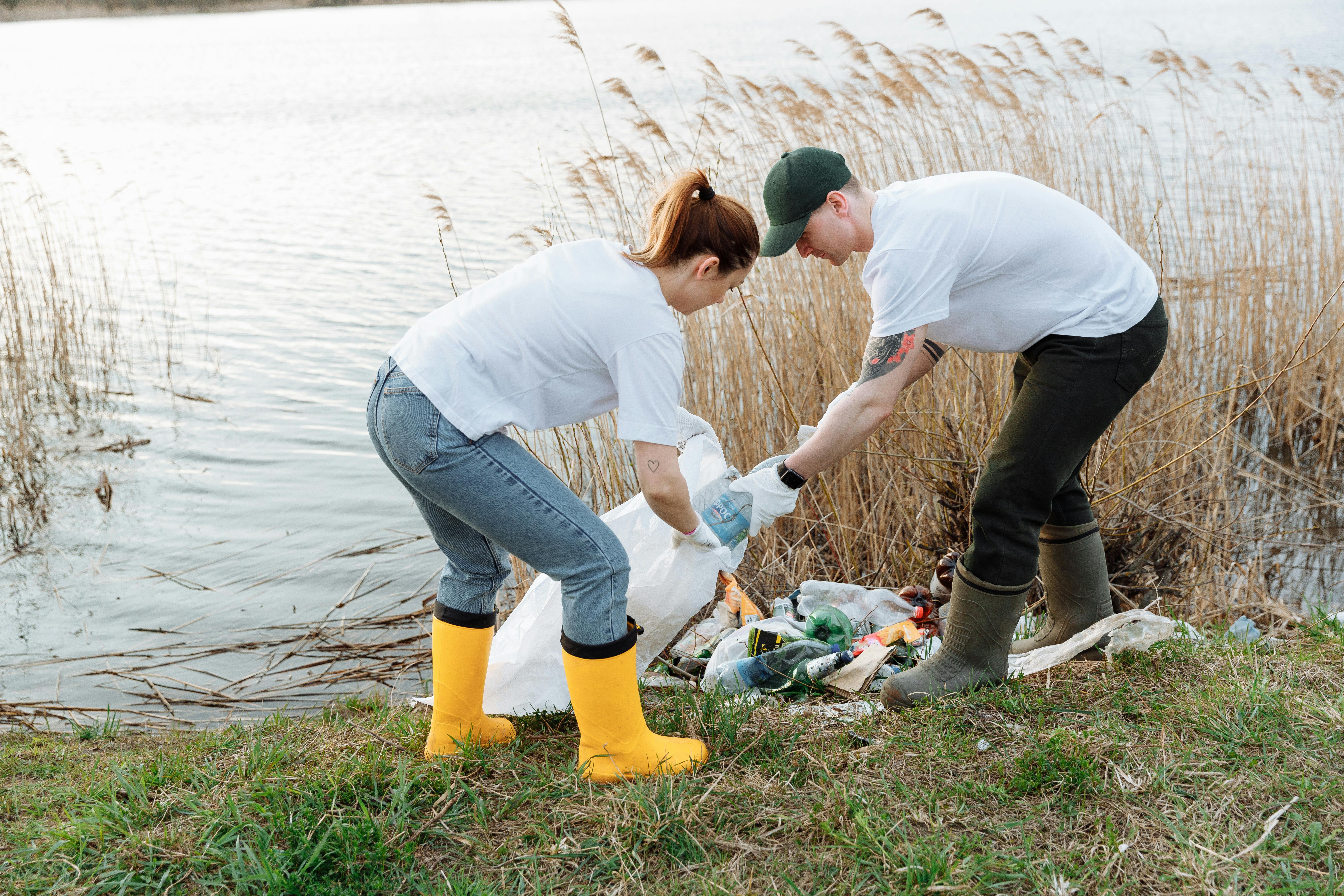 Universities and Social Responsibility Impact of Community Projects 2
